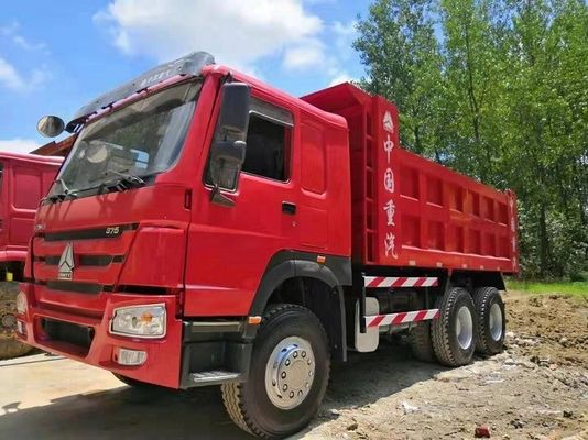 Rojo Euro 2 camiones usados Howo, HW76 Cabina camión de segunda mano