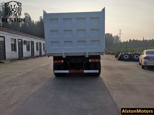 Camión volquete Sinotruk HOWO 371HP 6x4 LHD Euro II usado para Benín