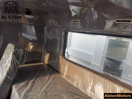 Camión volquete Sinotruk HOWO 371HP 6x4 LHD Euro II usado para Benín