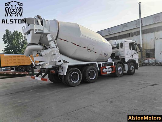Camión de mezclas HOWO TX 8x4 340HP usado para la venta en EAU Euro 5