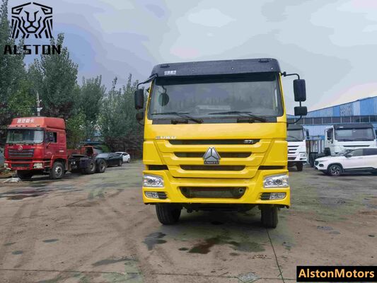 Se vende un camión HOWO 6x4 371HP Euro 2 LHD en Burundi