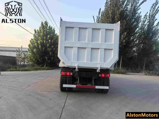 Un camión de descarga HOWO usado renovado para la venta en China