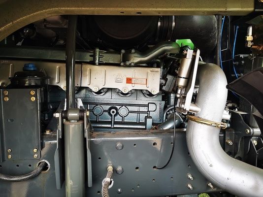 Camión volquete Sinotruk Howo 6x4 de 40 toneladas con volante a la izquierda