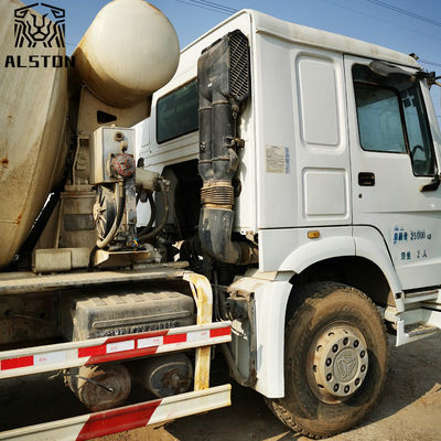 Sinotruk Howo 12m3 camión mezclador de hormigón usado 6x4 LHD 336HP