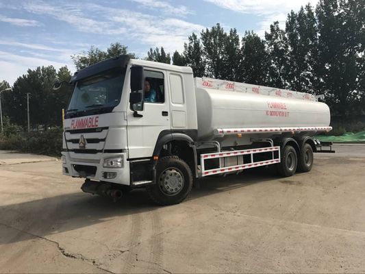 Sinotruk Howo 20000L camión cisterna de combustible diesel, camión cisterna de 6000 galones