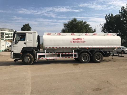 Sinotruk Howo 20000L camión cisterna de combustible diesel, camión cisterna de 6000 galones