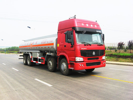 Camión de carga pesada 8x4 20000L 30000L Fuel Oil Tanker Gran capacidad
