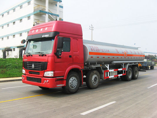 Camión de carga pesada 8x4 20000L 30000L Fuel Oil Tanker Gran capacidad