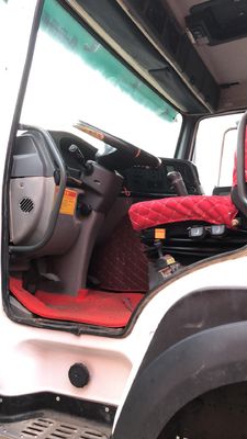 Sistema de aspersión de agua montado en camión Howo 6x4 de 20M3 y 10 ruedas