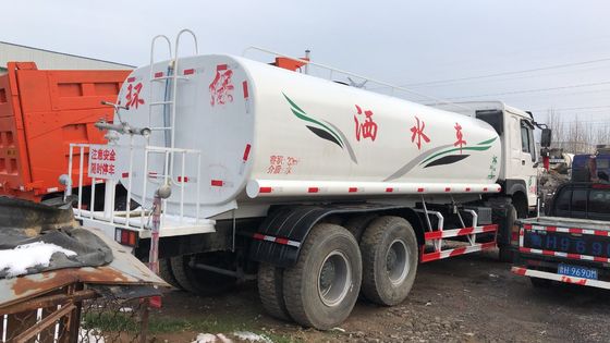 Sistema de aspersión de agua montado en camión Howo 6x4 de 20M3 y 10 ruedas