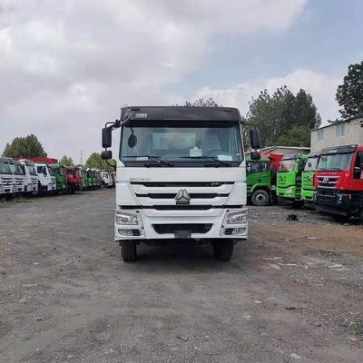 Camión volquete Sinotruk Howo 6x4 de 20 m3