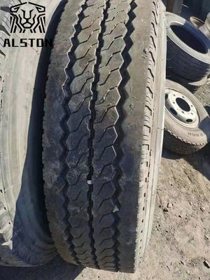 Neumáticos de segunda mano 12R22.5 Neumáticos de camión usados en venta